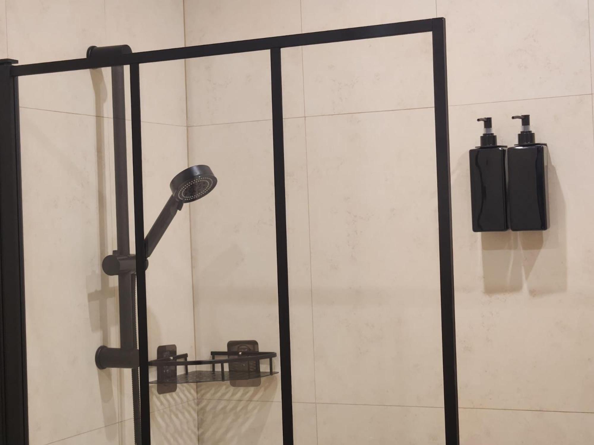 Allo Apartments Caballeros II Centro 1 Habitacion جيريز المظهر الخارجي الصورة